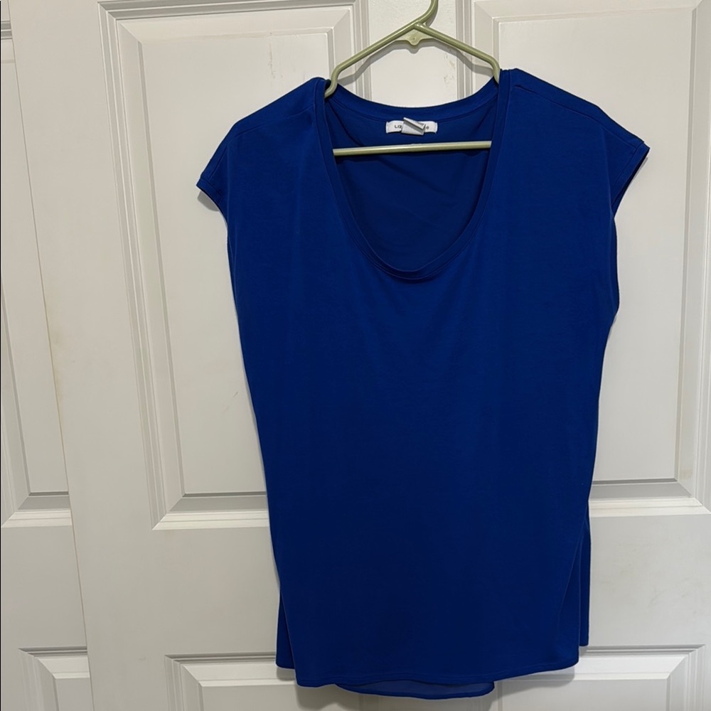 Elegant Blue Women's Top From Liz Claiborne in Large Size.